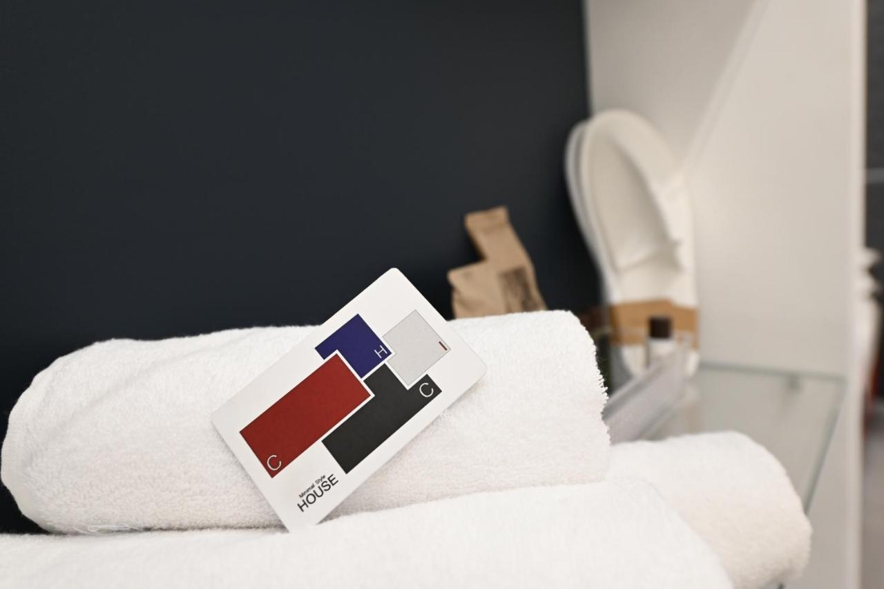 Chic House - Matera Centro Hotel Ngoại thất bức ảnh
